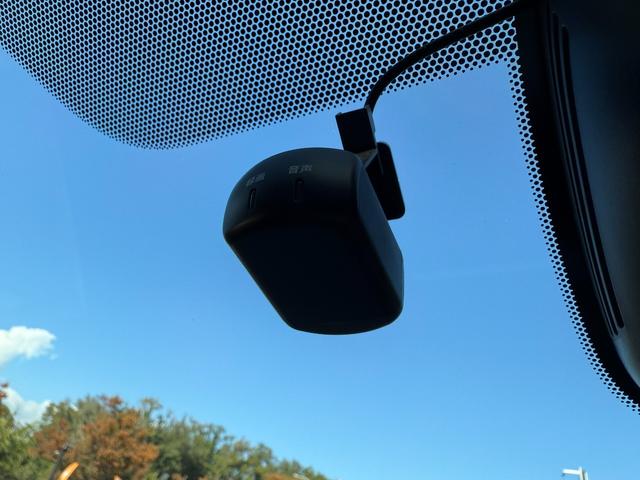 セレナ ｅ－パワー　ＸＶ　スマートキー　Ｂｌｕｅｔｏｏｔｈ　バックモニター　アラウンドビューモニター　両側電動スライドドア　ＥＴＣ　デジタルインナーミラー　サンシェード　ドライブレコーダー　オートライト（30枚目）