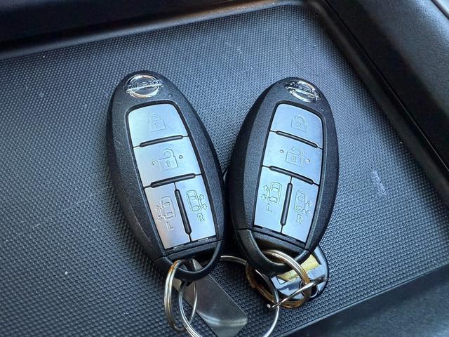 セレナ ｅ－パワー　ＸＶ　スマートキー　Ｂｌｕｅｔｏｏｔｈ　バックモニター　アラウンドビューモニター　両側電動スライドドア　ＥＴＣ　デジタルインナーミラー　サンシェード　ドライブレコーダー　オートライト（33枚目）