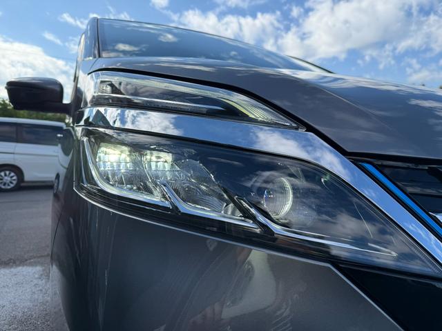 セレナ ｅ－パワー　ＸＶ　Ｒ２年セレナｅ－ＰＯＷＥＲ　ＸＶ　スマートキー　ＥＴＣ　Ｂｌｕｅｔｏｏｔｈ　アラウンドビューモニター　バックモニター　両側電動スライドドア　サンシェード　オートライト　オートエアコン　純正ステアリング（35枚目）