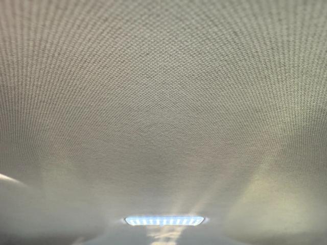 プリウス Ｓツーリングセレクション　Ｈ２８年　ツーリングセレクション　ＥＴＣ　スマートキー　横滑り防止　車両接近通報　ドライブモード　ＥＶモード　Ｂｌｕｅｔｏｏｔｈ　バックモニター　プッシュスタート　オートライト（13枚目）