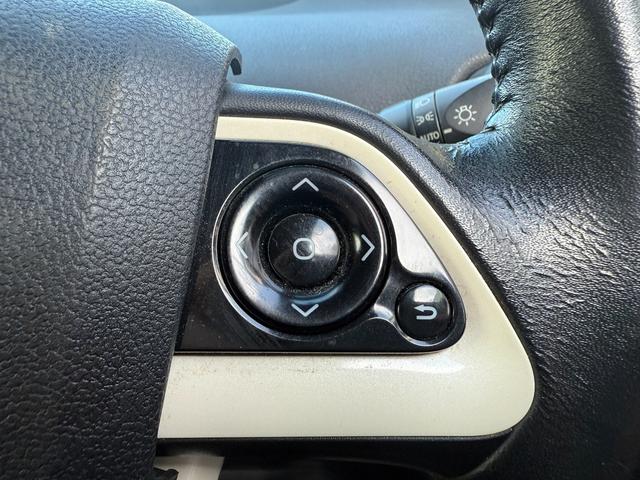 プリウス Ｓツーリングセレクション　Ｈ２８年　ツーリングセレクション　ＥＴＣ　スマートキー　横滑り防止　車両接近通報　ドライブモード　ＥＶモード　Ｂｌｕｅｔｏｏｔｈ　バックモニター　プッシュスタート　オートライト（23枚目）