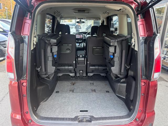 セレナ ハイウェイスターG プロパイロットエディション フリップダウンモニター ETC バックカメラ パワーウィンドウ 横滑り防止 衝突被害軽減ブレーキ オートライト オートエアコン サンシェード スマートキー 後席オートエアコン(14枚目)