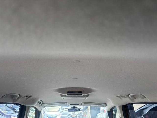 セレナ ハイウェイスターG プロパイロットエディション フリップダウンモニター ETC バックカメラ パワーウィンドウ 横滑り防止 衝突被害軽減ブレーキ オートライト オートエアコン サンシェード スマートキー 後席オートエアコン(15枚目)