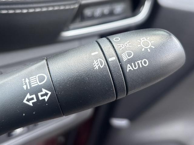 セレナ ハイウェイスターG プロパイロットエディション フリップダウンモニター ETC バックカメラ パワーウィンドウ 横滑り防止 衝突被害軽減ブレーキ オートライト オートエアコン サンシェード スマートキー 後席オートエアコン(16枚目)