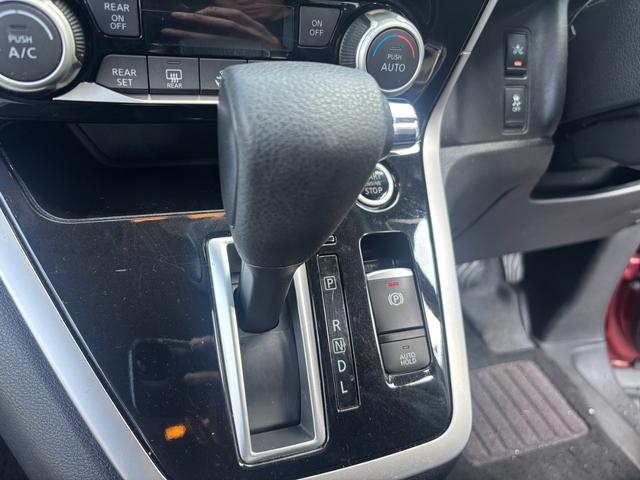 セレナ ハイウェイスターG プロパイロットエディション フリップダウンモニター ETC バックカメラ パワーウィンドウ 横滑り防止 衝突被害軽減ブレーキ オートライト オートエアコン サンシェード スマートキー 後席オートエアコン(22枚目)