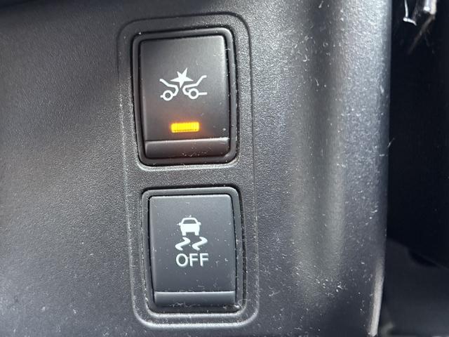 セレナ ハイウェイスターG プロパイロットエディション フリップダウンモニター ETC バックカメラ パワーウィンドウ 横滑り防止 衝突被害軽減ブレーキ オートライト オートエアコン サンシェード スマートキー 後席オートエアコン(25枚目)