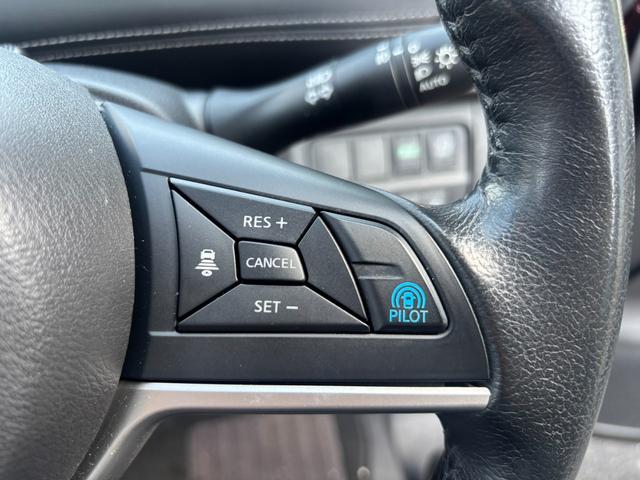 セレナ ハイウェイスターG プロパイロットエディション フリップダウンモニター ETC バックカメラ パワーウィンドウ 横滑り防止 衝突被害軽減ブレーキ オートライト オートエアコン サンシェード スマートキー 後席オートエアコン(32枚目)