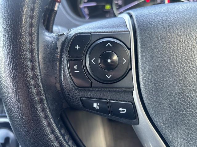 エスクァイア ハイブリッドGi ブラックテーラード Bluetooth ETC フリップダウンモニター バックカメラ クルーズコントロール 両側電動スライドドア プッシュスタート サンシェード オートエアコン オートライト スマートキー(26枚目)