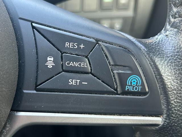 セレナ G Bluetooth ETC バックカメラ ステアリングスイッチ クルーズコントロール 横滑り防止 衝突被害軽減ブレーキ ドライブレコーダー プッシュスタート オートライト オートエアコン スマートキー(28枚目)