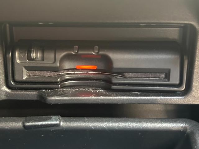 セレナ G Bluetooth ETC バックカメラ ステアリングスイッチ クルーズコントロール 横滑り防止 衝突被害軽減ブレーキ ドライブレコーダー プッシュスタート オートライト オートエアコン スマートキー(33枚目)