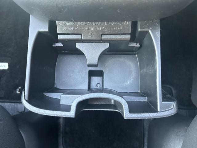 セレナ G Bluetooth ETC バックカメラ ステアリングスイッチ クルーズコントロール 横滑り防止 衝突被害軽減ブレーキ ドライブレコーダー プッシュスタート オートライト オートエアコン スマートキー(34枚目)