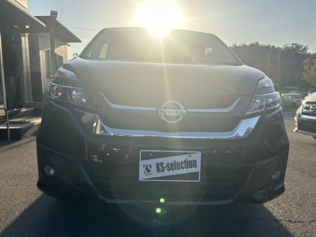 セレナ G Bluetooth ETC バックカメラ ステアリングスイッチ クルーズコントロール 横滑り防止 衝突被害軽減ブレーキ ドライブレコーダー プッシュスタート オートライト オートエアコン スマートキー(43枚目)