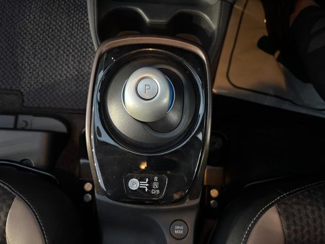 ノート e-パワー メダリスト Bluetooth 全方位カメラ 横滑り防止 レーンキープアシスト 衝突被害軽減ブレーキ オートエアコン オートライト クルーズコントロール ステアリングスイッチ プッシュスタート スマートキー(22枚目)