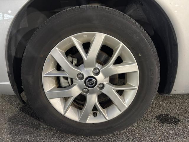 ノート e-パワー メダリスト Bluetooth 全方位カメラ 横滑り防止 レーンキープアシスト 衝突被害軽減ブレーキ オートエアコン オートライト クルーズコントロール ステアリングスイッチ プッシュスタート スマートキー(51枚目)