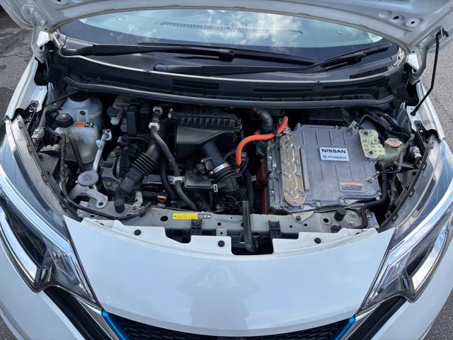 ノート e-パワー X Vセレクション ドライブレコーダー Bluetooth ETC 全方位カメラ ミラーモニター パワーウィンドウ 横滑り防止 レーンキープアシスト 衝突被害軽減ブレーキ プッシュスタート オートエアコン オートライト(49枚目)