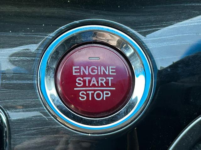 オデッセイ アブソルート・ＥＸ　両側電動スライドドア　オートライト　オートエアコン　全方位カメラ　障害物センサー　レーンアシスト　衝突軽減ブレーキ　ＥＴＣ　プッシュスタート　パワーウィンドウ（22枚目）