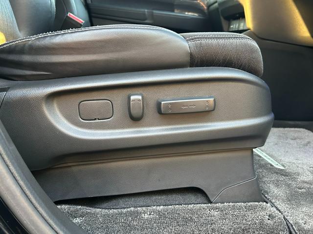 オデッセイ アブソルート・ＥＸ　両側電動スライドドア　オートライト　オートエアコン　全方位カメラ　障害物センサー　レーンアシスト　衝突軽減ブレーキ　ＥＴＣ　プッシュスタート　パワーウィンドウ（28枚目）