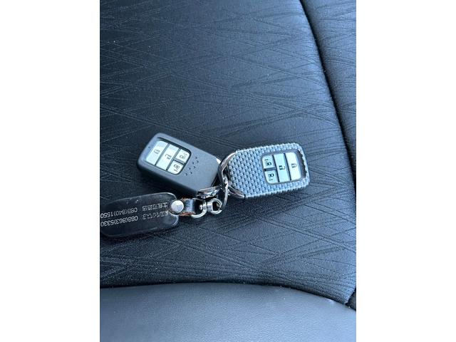 オデッセイ アブソルート・ＥＸ　両側電動スライドドア　オートライト　オートエアコン　全方位カメラ　障害物センサー　レーンアシスト　衝突軽減ブレーキ　ＥＴＣ　プッシュスタート　パワーウィンドウ（30枚目）