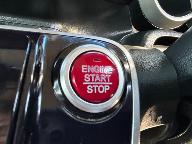 N-BOXカスタム G ターボSSパッケージ 両側電動スライド オートライト オートエアコン パワーウィンドウ バックカメラ ETC プッシュスタート スマートキー(26枚目)