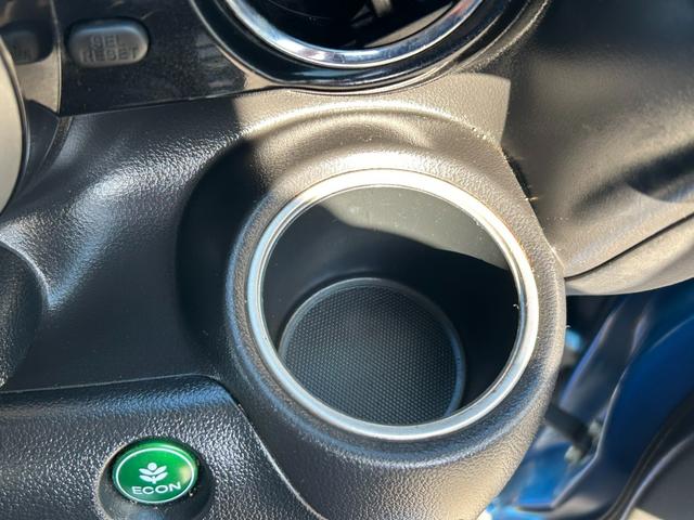 N-BOXカスタム G ターボSSパッケージ 両側電動スライド オートライト オートエアコン パワーウィンドウ バックカメラ ETC プッシュスタート スマートキー(28枚目)