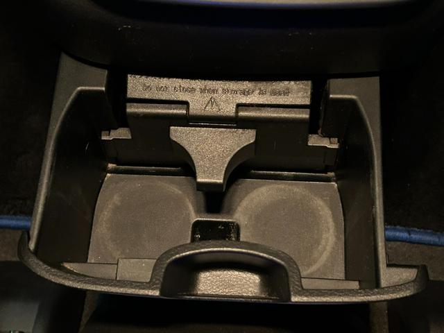 セレナ e-パワー ハイウェイスターV 両側電動スライドドア オートエアコン オートライト Bluetooth 全方位カメラ プッシュスタート ハンドルヒーター パワーウィンドウ 衝突軽減ブレーキ(30枚目)