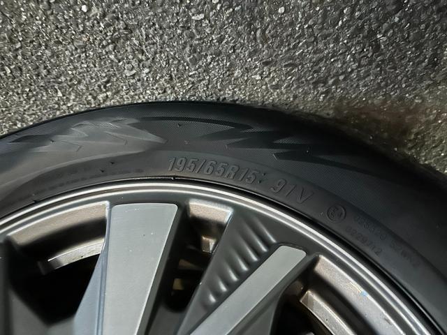 セレナ e-パワー ハイウェイスターV 両側電動スライドドア オートエアコン オートライト Bluetooth 全方位カメラ プッシュスタート ハンドルヒーター パワーウィンドウ 衝突軽減ブレーキ(54枚目)