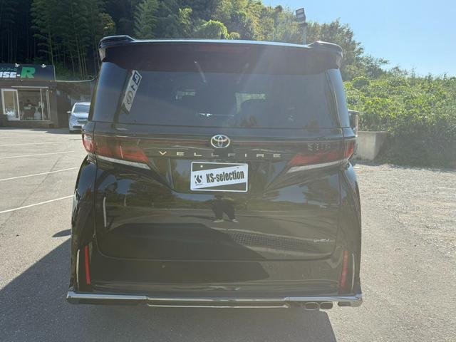 ヴェルファイアハイブリッド Z プレミア(3枚目)