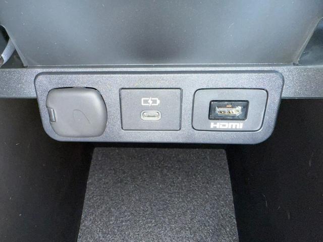 ヴェルファイアハイブリッド Z プレミア(20枚目)