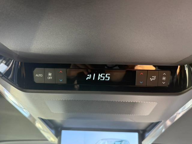 ヴェルファイアハイブリッド Z プレミア(23枚目)