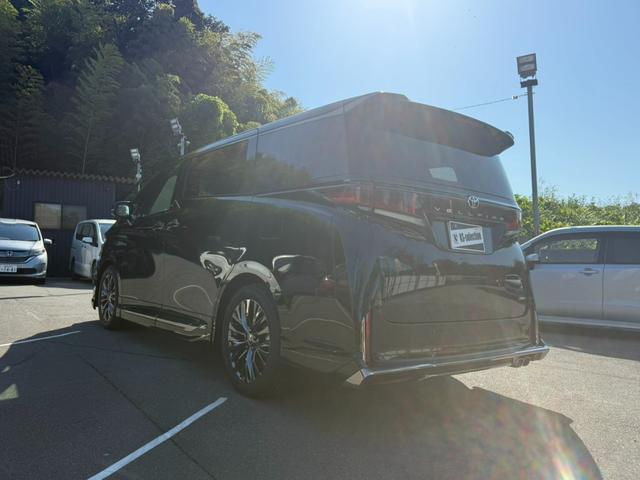 ヴェルファイアハイブリッド Z プレミア(44枚目)