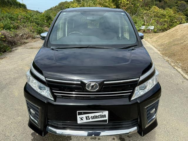 ヴォクシー ZS 煌 Bluetooth ETC スマートキー バックカメラ 両側電動スライドドア 横滑り防止 サンシェード プッシュスタート オートライト 純正ステアリング(36枚目)