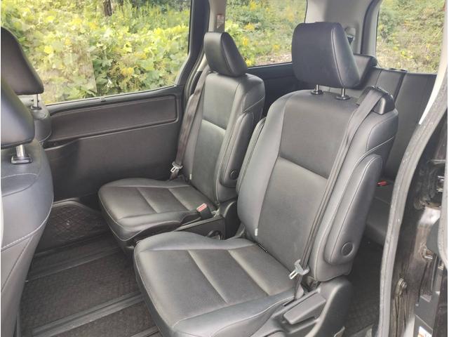 エスクァイア ハイブリッドGi ETC スマートキー Bluetooth 両側電動スライドドア 車両接近通報装置 バックモニター シートヒーター サンシェード フリップダウンモニター(11枚目)