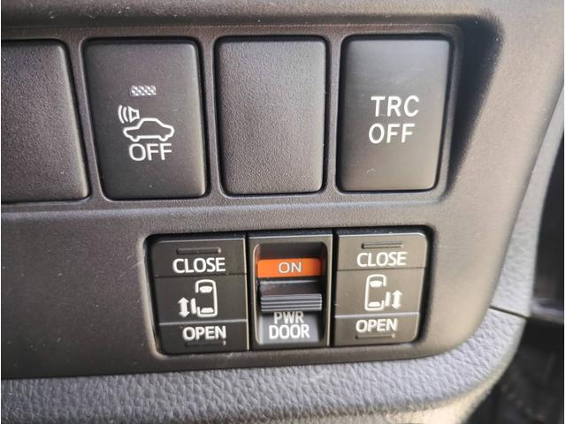 エスクァイア ハイブリッドGi ETC スマートキー Bluetooth 両側電動スライドドア 車両接近通報装置 バックモニター シートヒーター サンシェード フリップダウンモニター(26枚目)