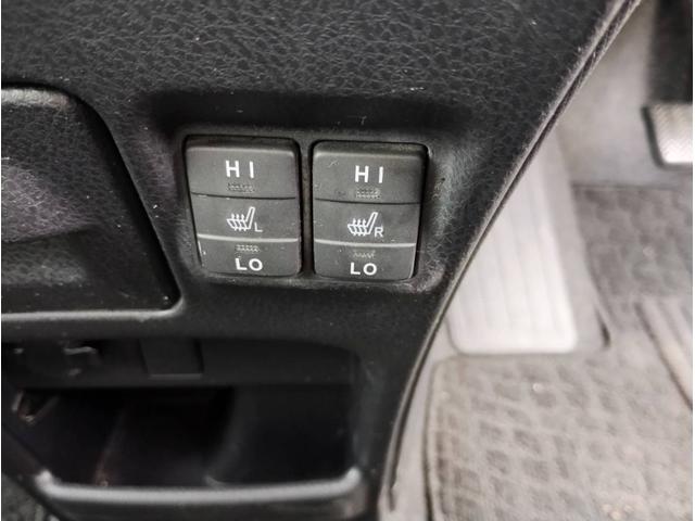 エスクァイア ハイブリッドGi ETC スマートキー Bluetooth 両側電動スライドドア 車両接近通報装置 バックモニター シートヒーター サンシェード フリップダウンモニター(28枚目)