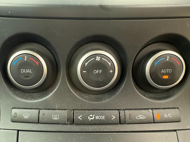 使い勝手の良いオートエアコン　自動で風量、風向きを調整してくれより快適な室内空間を過ごせます！