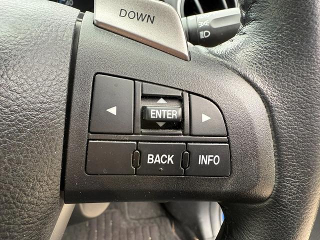 クルーズコントロール　アクセル操作なしでも車が自動でスピードを一定に保ってくれます！高速道路の運転が快適になります。