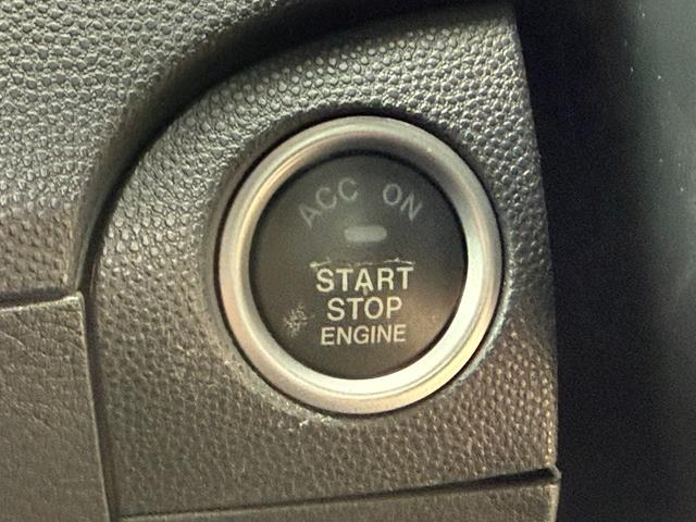 ワンタッチでエンジンスタートできるプッシュスタート