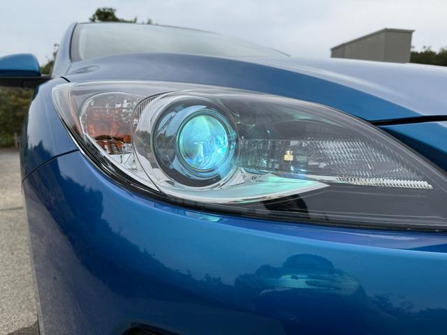 ＬＥＤヘッドライトは明るさはもちろん、省エネで環境にも優しく、バッテリーに優しいのが特徴！夜間走行時やトンネル内でも大活躍します！