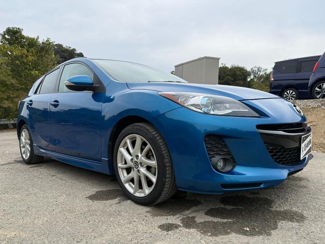 総額価格には自動車税・リサイクル料金・車検整備付き車両には自賠責保険料・重量税・印紙代等の法定費用がすべて含まれております！登録が管轄地域外の場合は別途登録料が発生いたします。