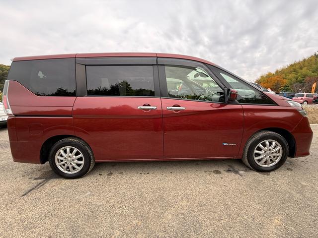 セレナ X Vセレクション 両側電動スライド メーカーナビ フルセグTV Bluetooth 全方位カメラ フリップダウンモニター ドライブレコーダー 衝突軽減ブレーキ セーフティパックA LEDヘッドライト(7枚目)