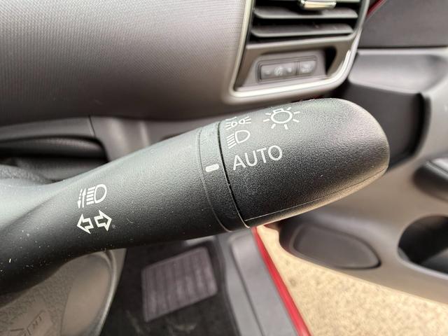 セレナ X Vセレクション 両側電動スライド メーカーナビ フルセグTV Bluetooth 全方位カメラ フリップダウンモニター ドライブレコーダー 衝突軽減ブレーキ セーフティパックA LEDヘッドライト(17枚目)