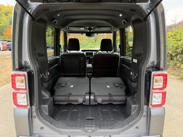 ２列目シートを倒すと、トランク内が更に広く使っていただけます！