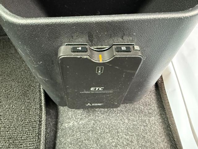 ＥＴＣ搭載　高速道路も快適です