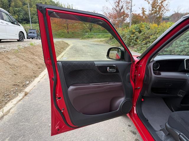 N-ONE プレミアム・Lパッケージ ワンオーナー HID スマートキー プッシュスタート 純正オーディオ オートライト 革巻きステアリング アルミホイール オートエアコン フォグライト(35枚目)