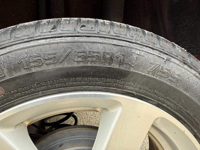 N-ONE プレミアム・Lパッケージ ワンオーナー HID スマートキー プッシュスタート 純正オーディオ オートライト 革巻きステアリング アルミホイール オートエアコン フォグライト(39枚目)