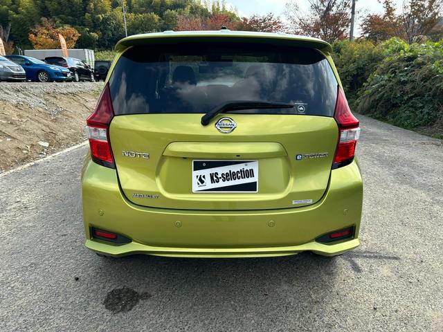 ノート e-パワー メダリスト プッシュスタート パワーウィンドウ 電動格納ミラー オートエアコン ETC スマートキー(4枚目)