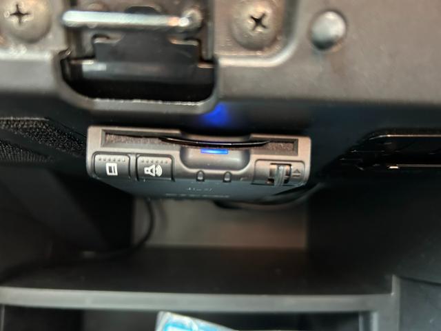 ノート e-パワー メダリスト プッシュスタート パワーウィンドウ 電動格納ミラー オートエアコン ETC スマートキー(20枚目)