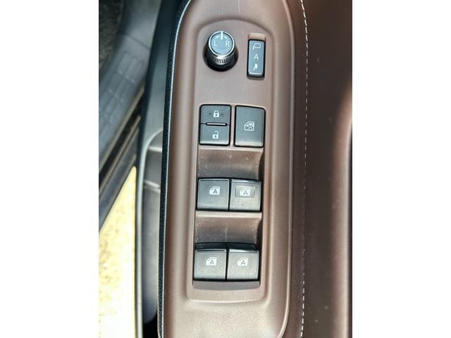 エスクァイア Gi 両側電動スライドドア TV Bluetooth接続可 バックカメラ シートヒーター スマートキー ETC オートエアコン プッシュスタート オートライト(18枚目)