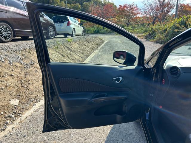 ノート e-パワー メダリスト H30ノートeパワーメダリスト Bluetooth バックカメラ プッシュスタート パワーウィンドウ オートエアコン オートライト 障害物センサー 衝突被害軽減ブレーキ レーンキープアシスト横滑り防止(46枚目)