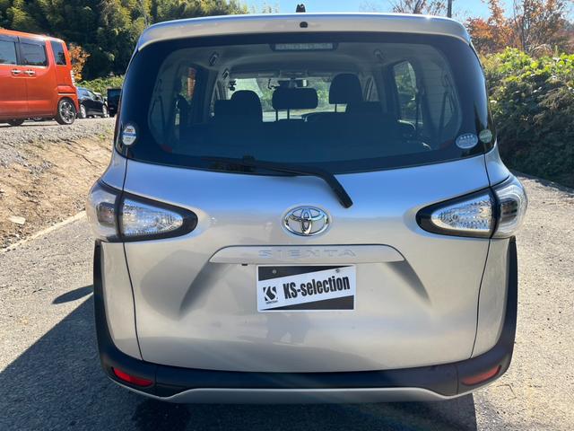 安心の徹底クリーニング　シート下などの見えにくい部分までしっかりと清掃を実施！徹底した品質管理の下、気持ちの良い車選びをお約束します！